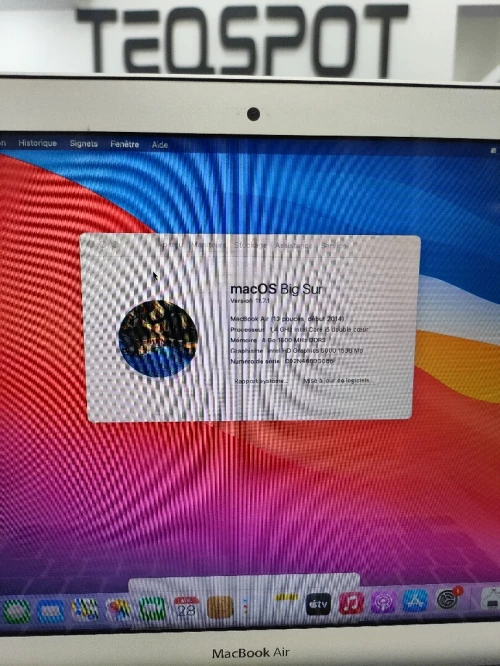Macbook air 2014 i5 4gb 256ssd cycle 176