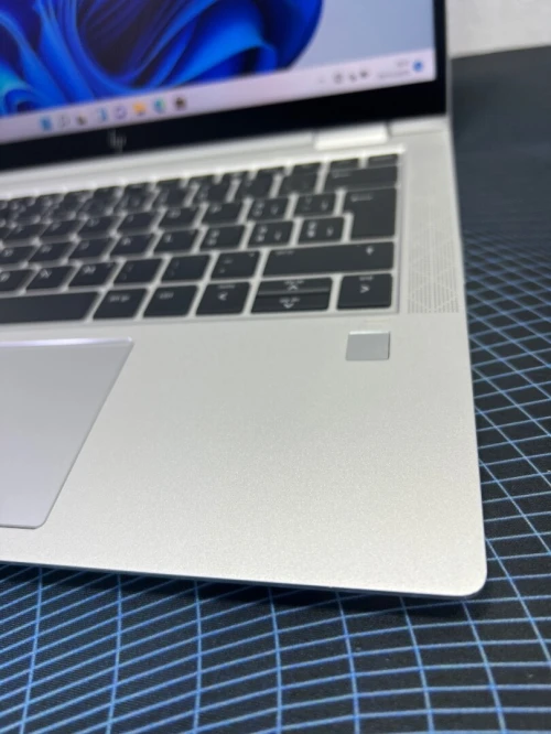 HP ELITEBOOK 1030 g4 360 tactile i5 8em ram 8gb nvme 256gb intel uhd