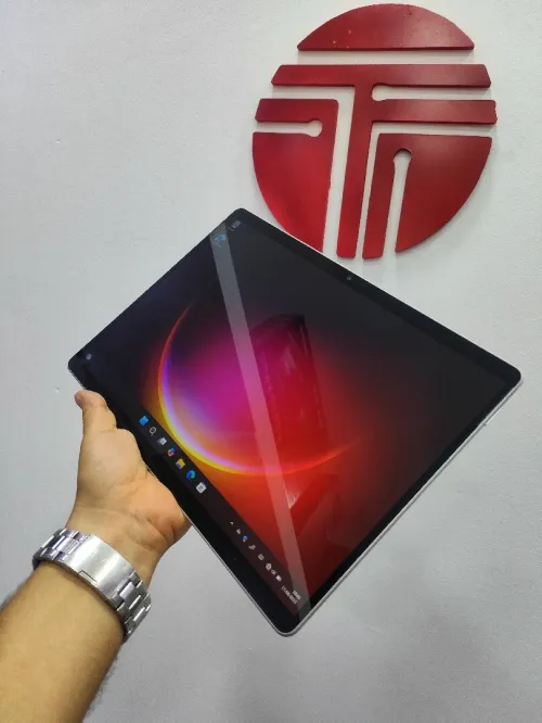 Microsoft Surface pro 8 2k i5 11em 8gb 256ssd iris xe