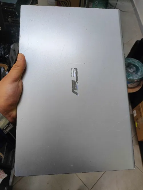 Asus 15 pentium gold 8gb ssd256