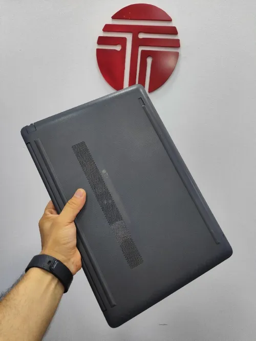 Hp 15 cpu i5 10em ram 16gb ssd 256 NVIDIA mx 330