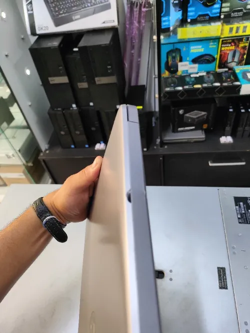 Hp 15 i5 11em 8gb ssd256 