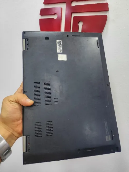 Thinkpad x13 yoga i5 10em 8gb ssd256