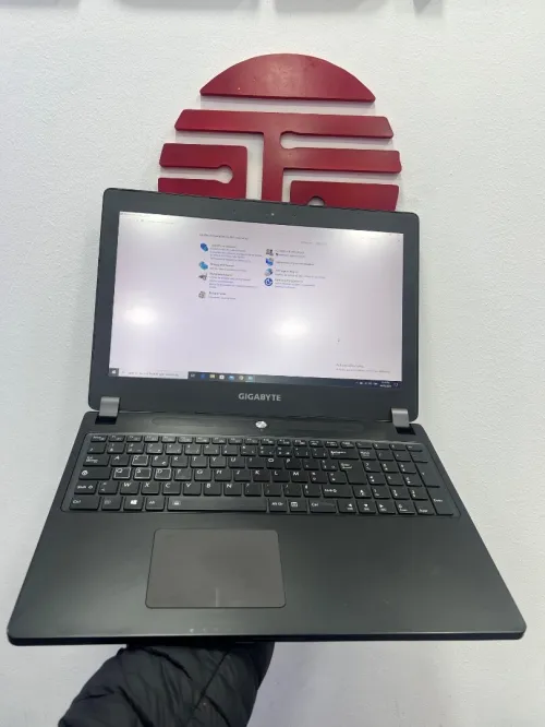 PC GAMER GIGABYTE I7 6em RAM 16gb NVME 256+HDD 500 GTX 980