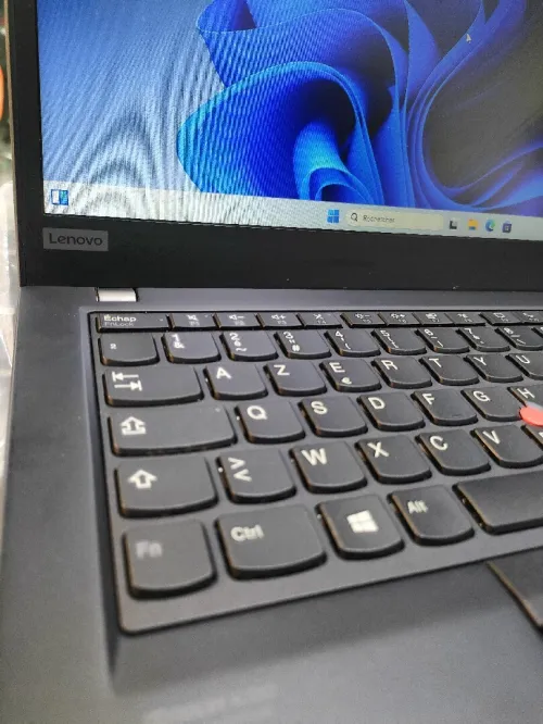 Thinkpad x13 ryzen5 pro 16gb ssd512