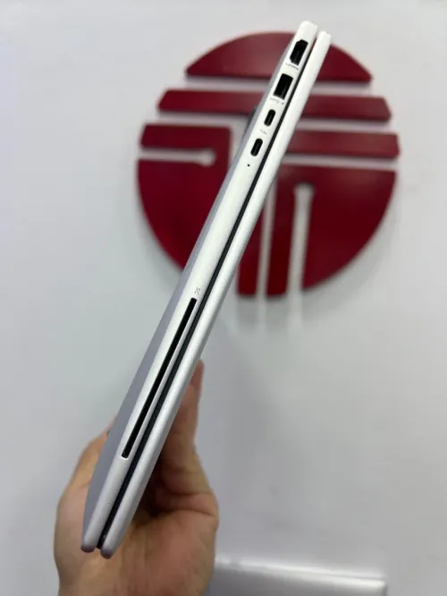 HP ELITEBOOK 840 G9 i5 12em RAM 16gb NVME 512gb UHD