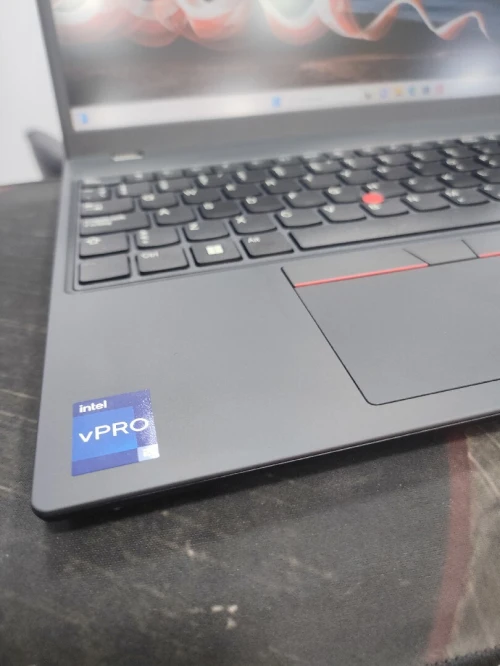 THINKPAD L15 I5 13EM VPRO RAM 16GB NVME 256 INTEL UHD graphique 