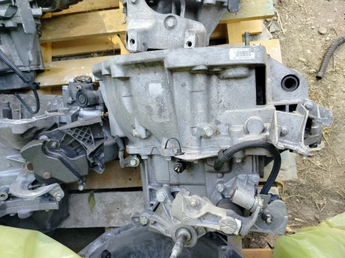 Boîte vitesses 6 vitesses manuelle Renault Grand Scénic II moteur 1.9 dCi