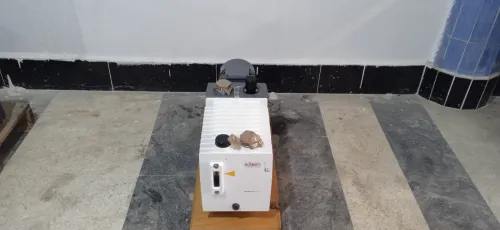 Pompe à vide ( sous-vide ) NEUF