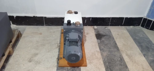 Pompe à vide ( sous-vide ) NEUF