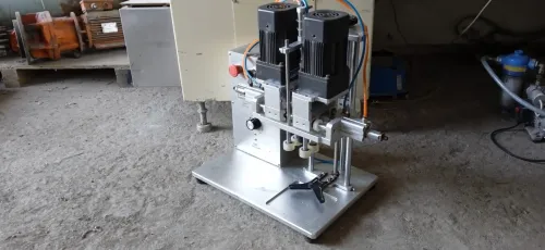 Boucheuse visseuse automatique NEUF