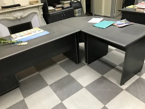 Bureaux et caissons