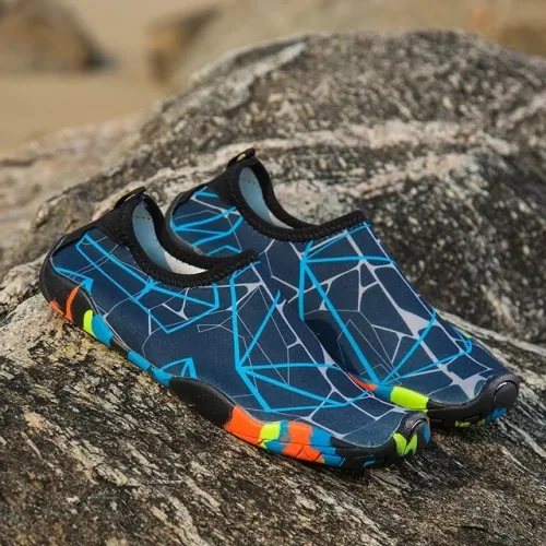 Aqua shoes حذاء البحر