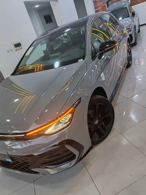 Volkswagen Golf 8 2025 Pro R-line