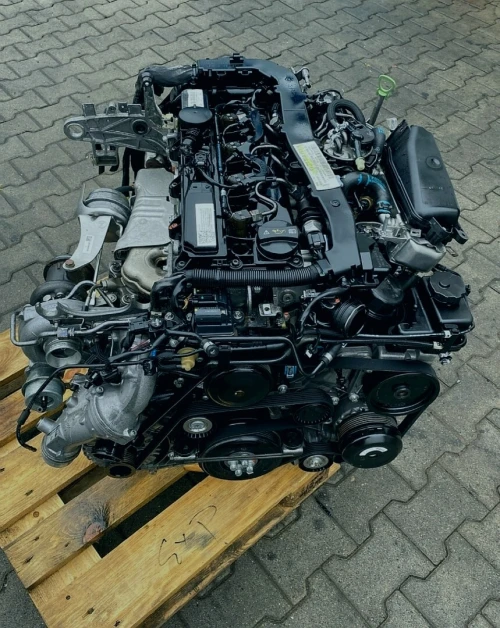 moteur Mercedes OM 651