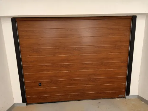 porte sectionnelle / rideau électrique / porte automatique 
