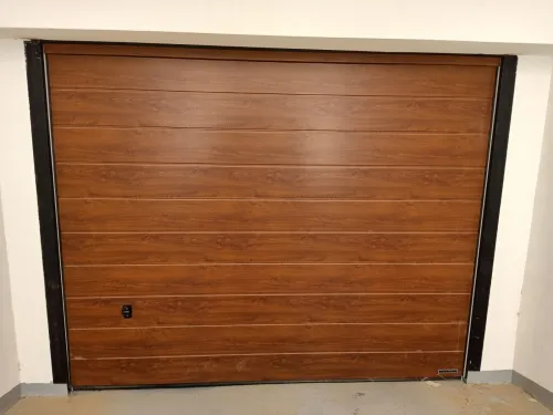 porte sectionnelle / rideau électrique / porte automatique 