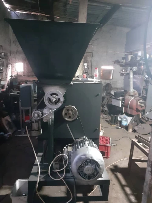 Séparateur noyaux d'olive