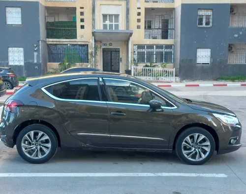 Citroen DS 2015 DS4