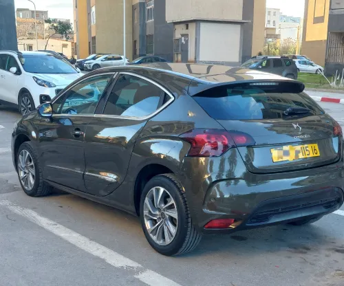 Citroen DS 2015 DS4