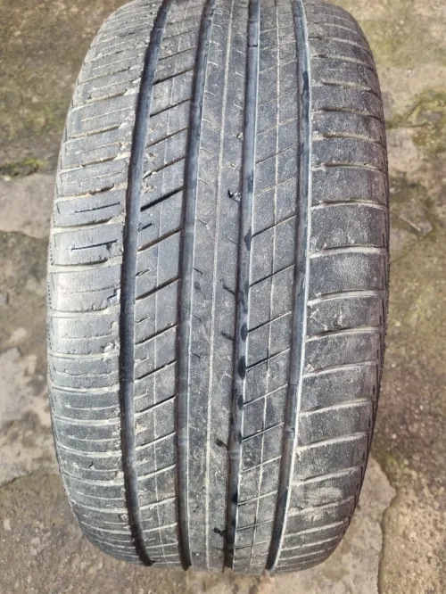 03 pneus 255/40/20 Roadx et Crossleader