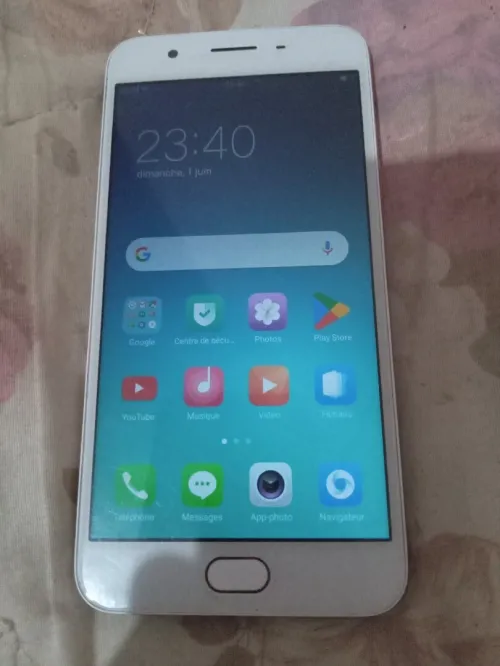Oppo F1s