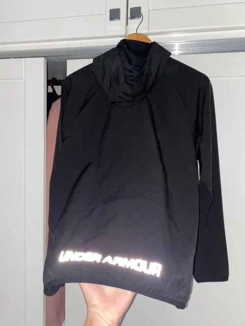 Ensemble under armour