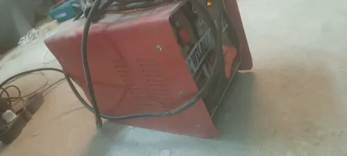 AC WELDER (modèle BX1-200E).