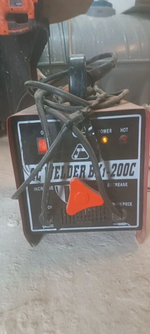 AC WELDER (modèle BX1-200E).