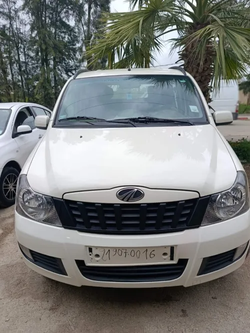 Mahindra Quanto 2015 Quanto