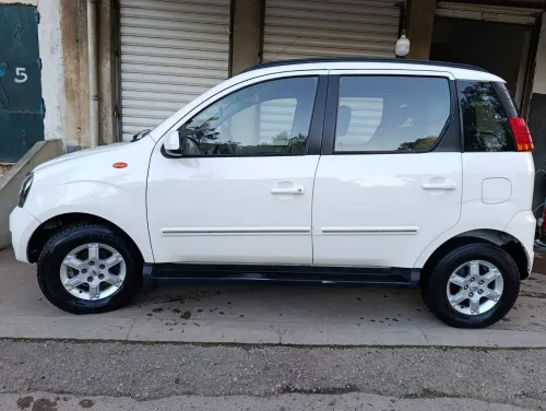 Mahindra Quanto 2015 Quanto