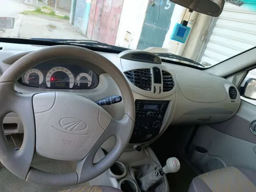 Mahindra Quanto 2015 Quanto