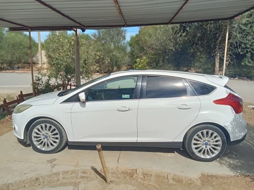 Ford Focus 5 portes 2013 Titanium