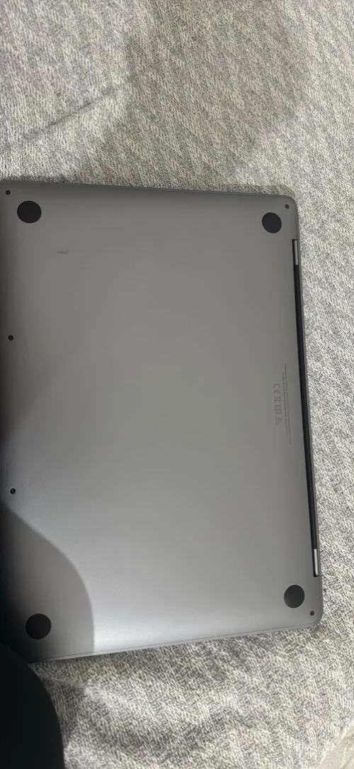 MacBook pro M2 /2022