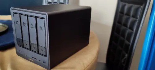 SERVEUR UGREEN-NAS DXP4800 PLUS