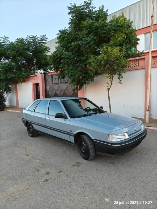 Renault 21 1990 