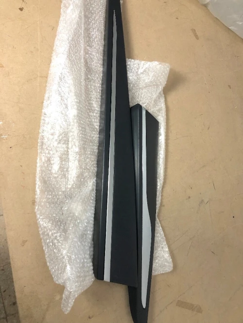 Baguettes de porte Clio 4 