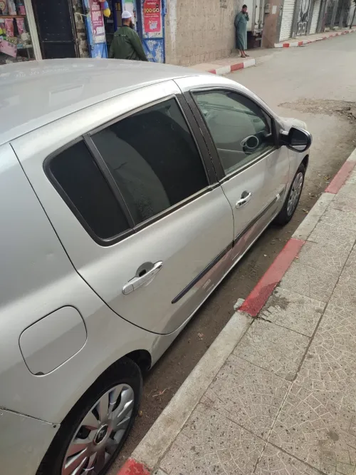 Renault Clio 3 2011 Exception