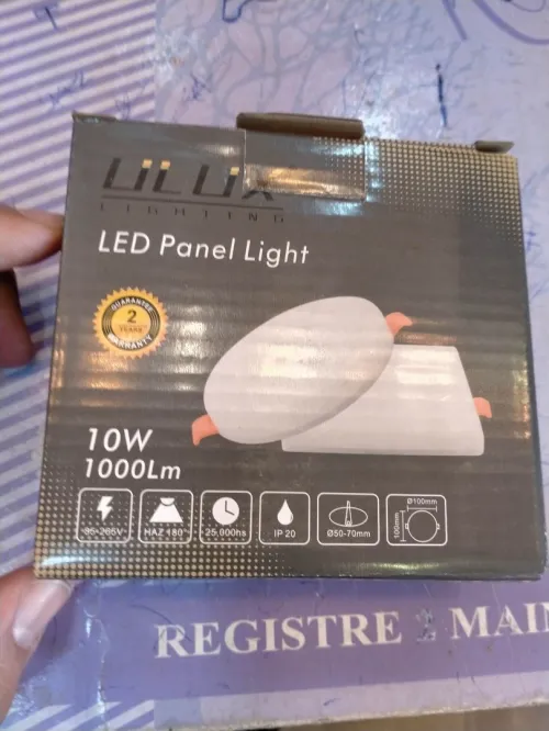 Un lot de spot disponible 6w.......18w