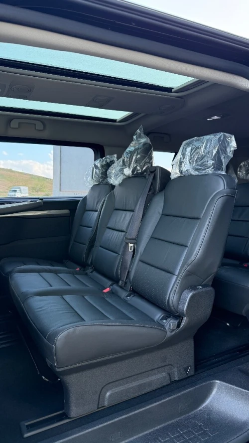 Peugeot Traveller 2026 Business