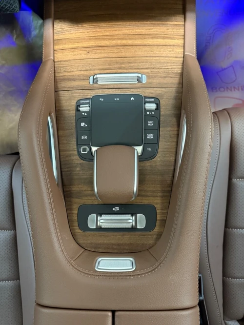 Mercedes GLE 300d 2025 AMG