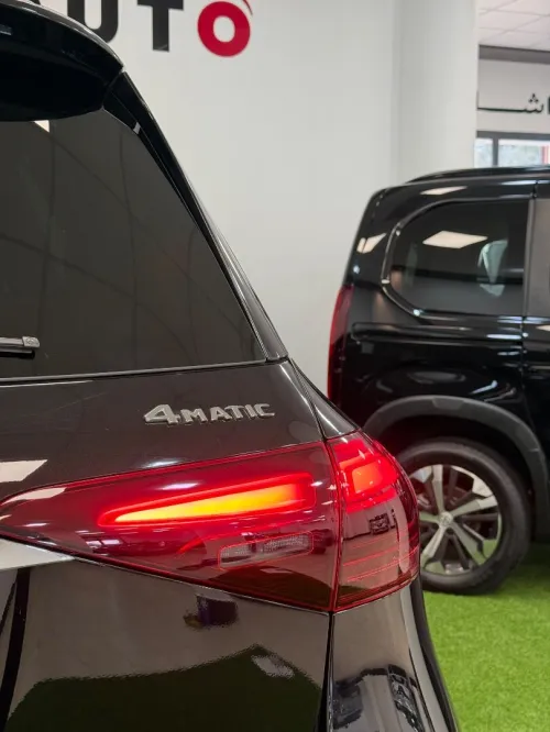 Mercedes GLE 300d 2025 AMG
