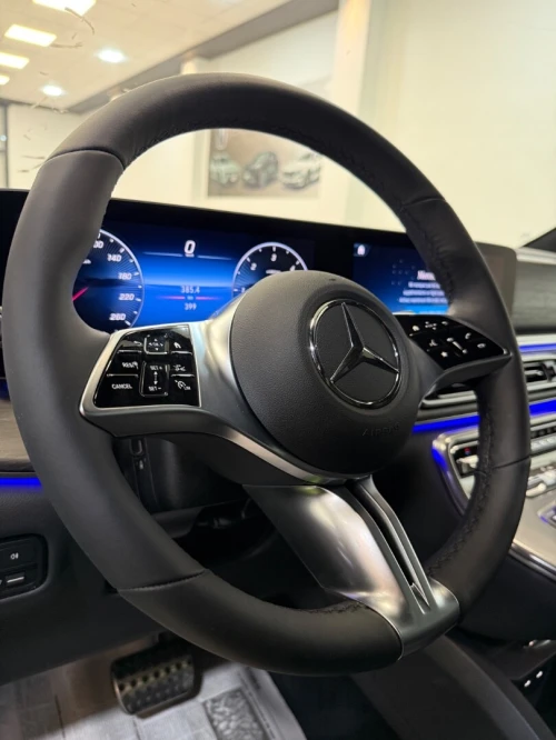 Mercedes Classe V 300d 2025 EXCLUSIVES MAYBACK