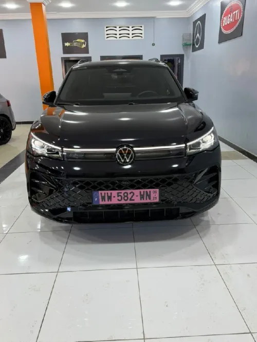 Volkswagen Tiguan 2025 R line