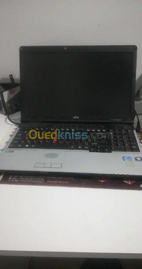Fujitsu lifebook E751 