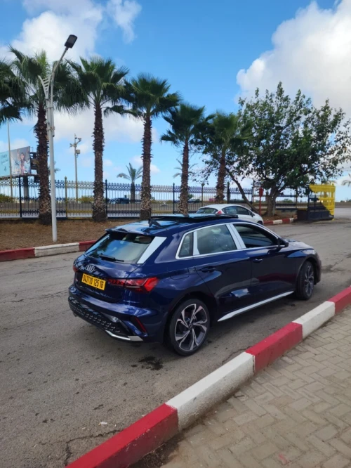 Audi A3 2025 S Line Sportsback Flying Spur Luxury Edition
