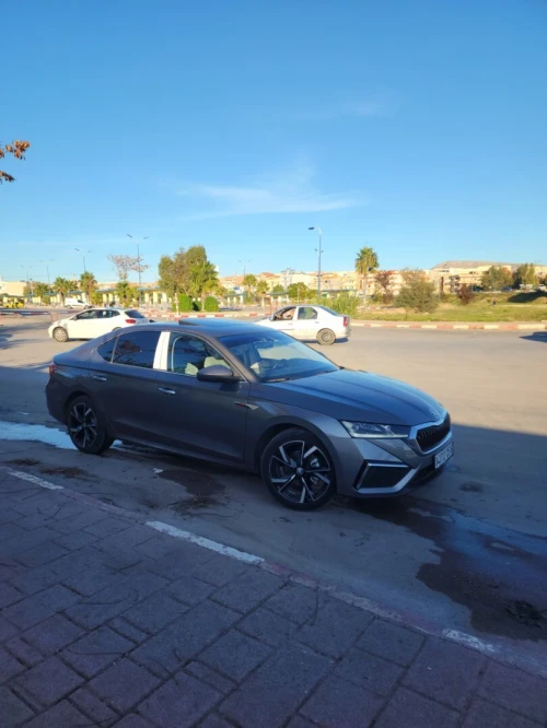 Skoda Octavia Pro 1.4T 150HP 2025 Premium Edition