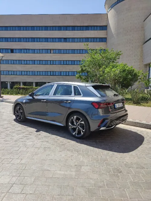 Audi A3 Sportback 2025 Flying spur Edition Premium + Pack Lux 
