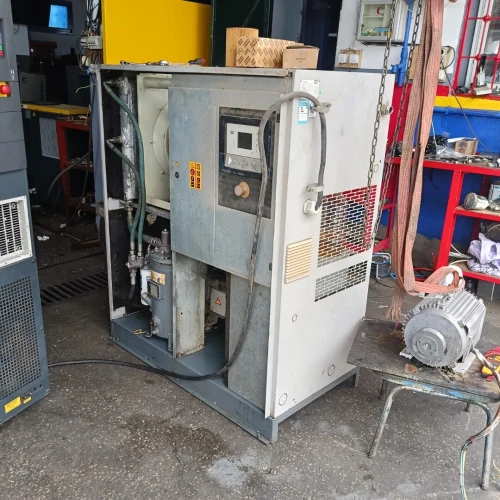 Maintenance des compresseurs a vis et sécheur d'air toutes marques 