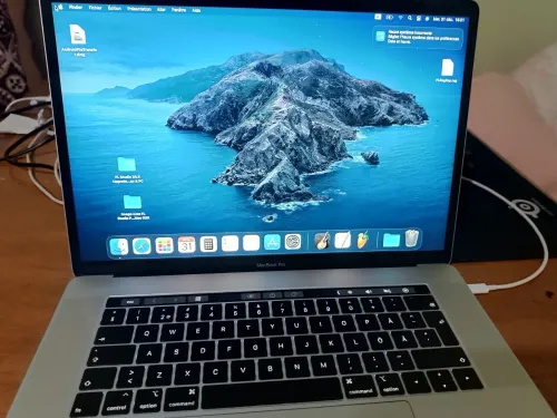 MacBook pro 2018 touchpad écran 2K vente seulement à Béjaïa 